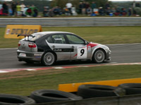 between Russell and the pits
